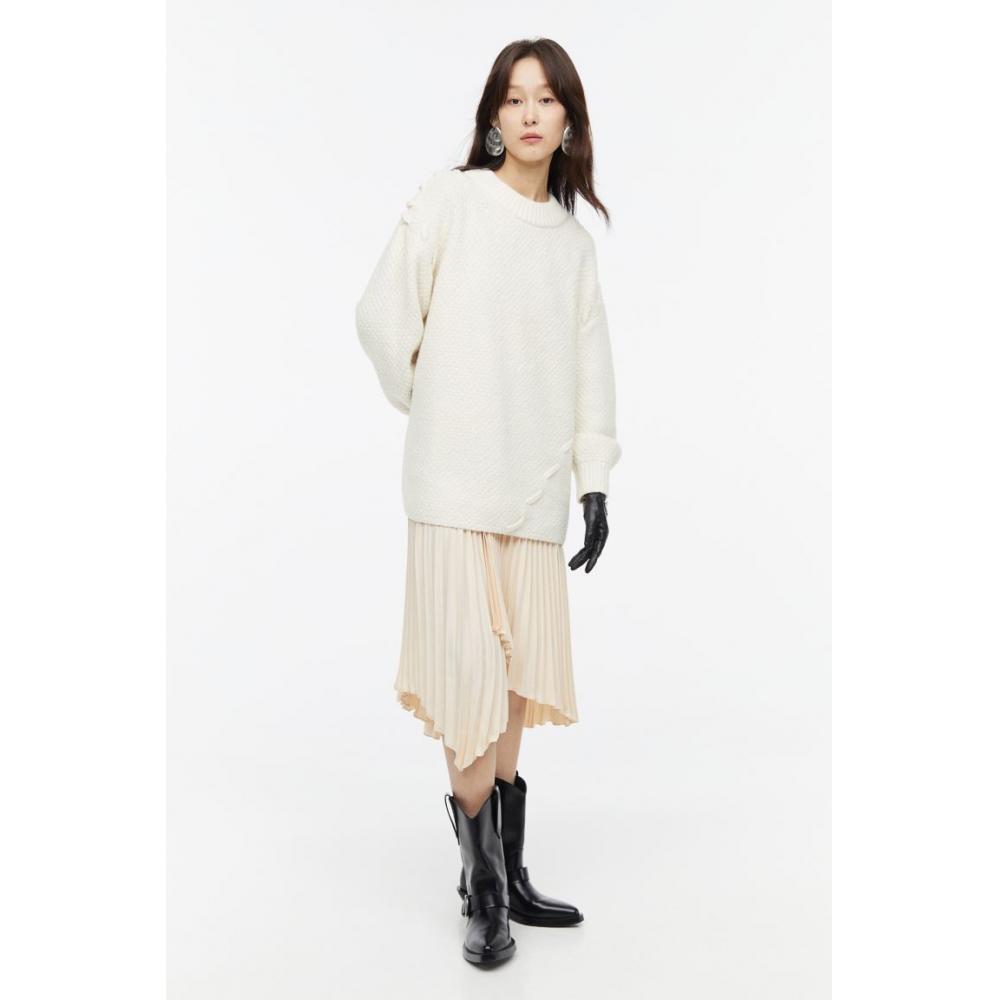 

H M Whipstitch detail sweater cream color