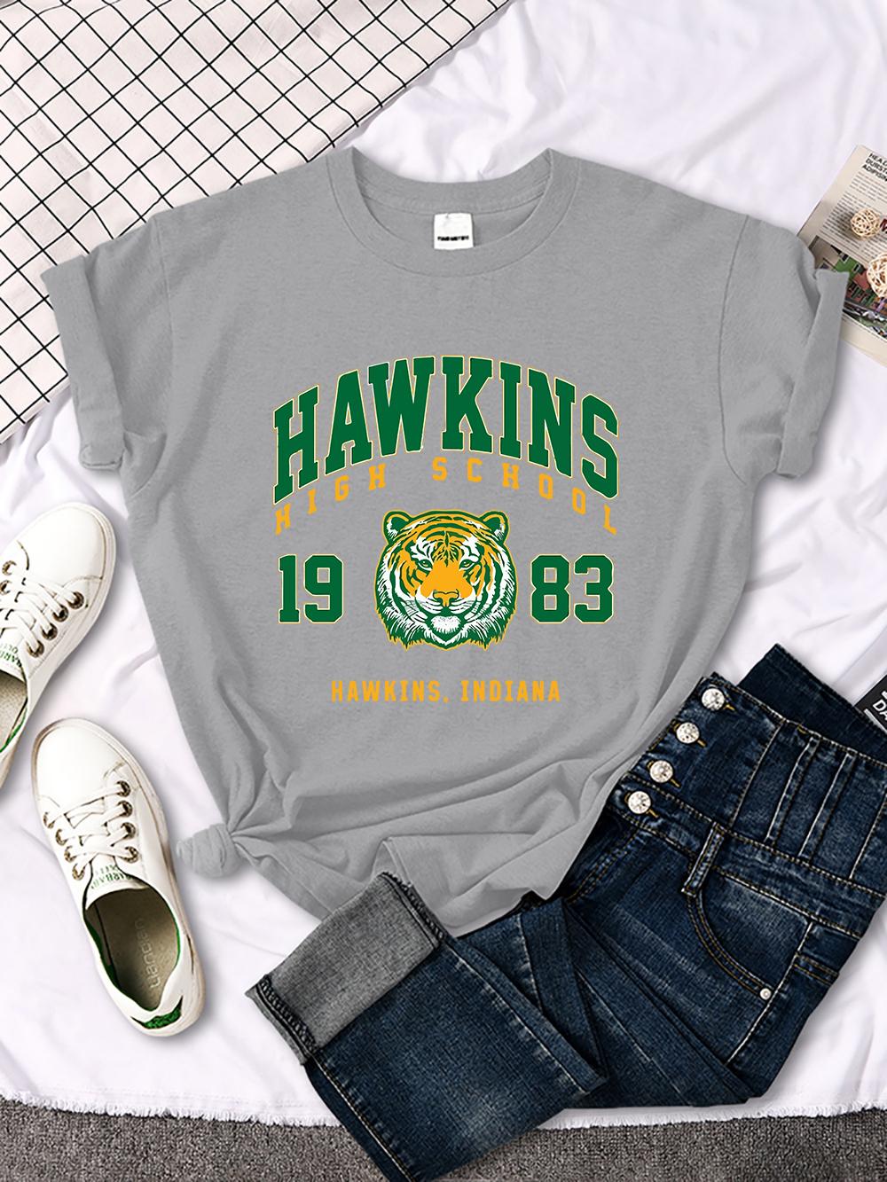 

Жіноча футболка з принтом Hawkins High School 1983 Нові футболки Харадзюку Вулична мода Вуличний одяг Повсякденний одяг з круглим вирізом S