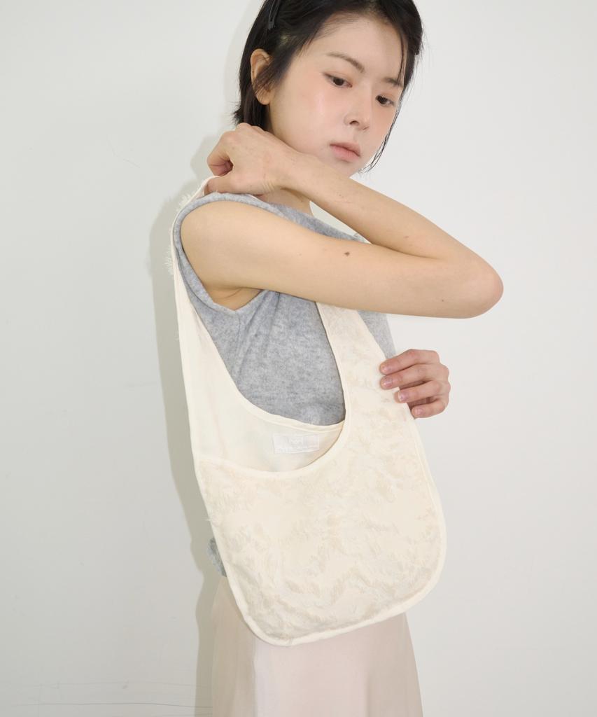 Hori Studio Petal Shoulder Bag (Ivory)