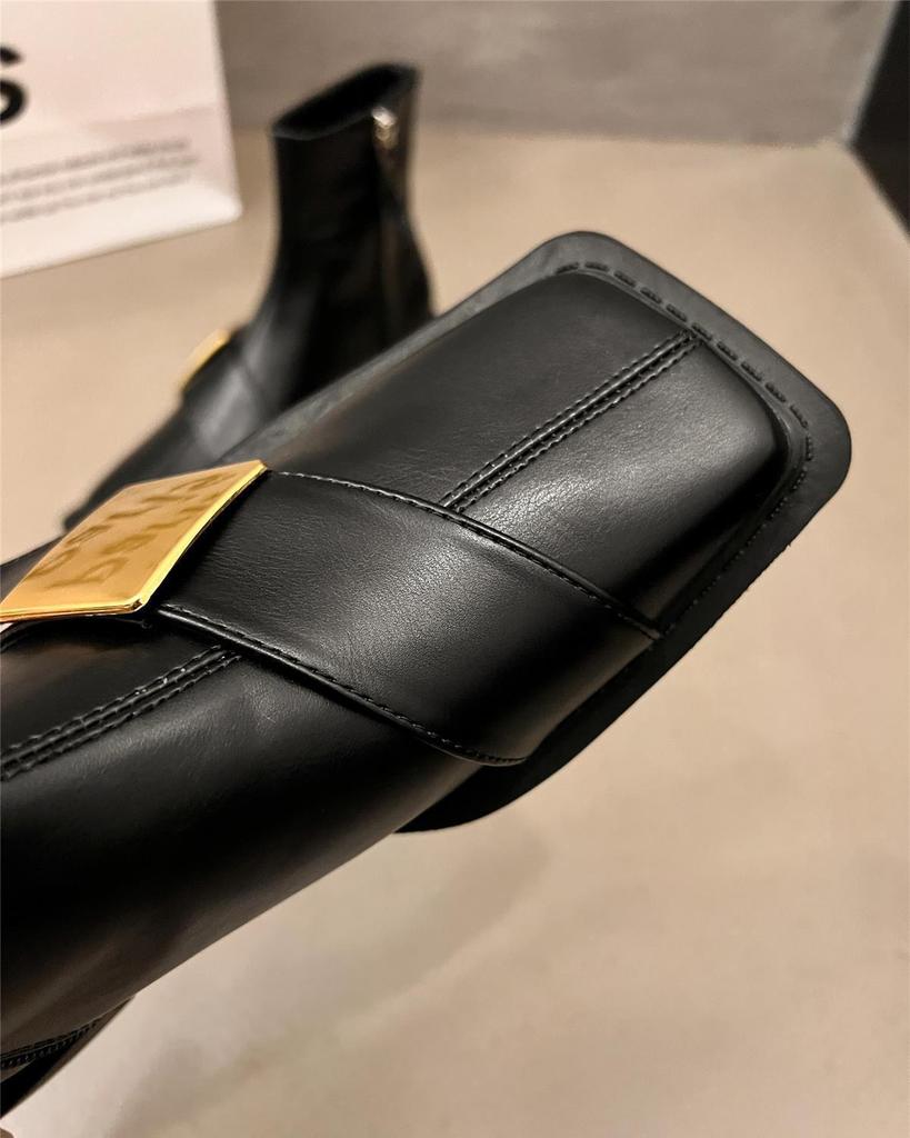 2025 Women's Korean Style Chelsea & Martin Ankle Boots: Street-Chic, Flat, Short Design
