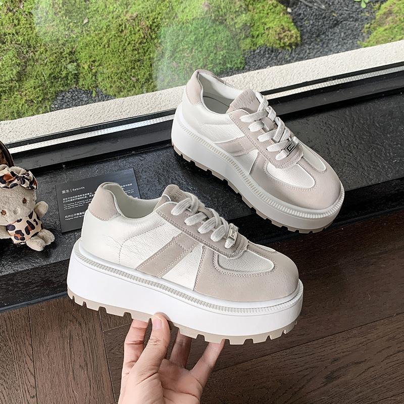 

Кожаные маленькие белые туфли женские весенние новые увеличивающие рост маффины удобные универсальные модные на шнуровке повседневные туфли на толстой подошве 40