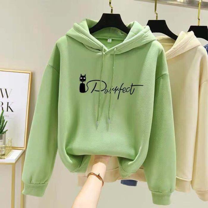 Korean Style Women's Fleece-Lined Hooded Sweatshirt, Plus Size, Loose Fit, Long-Sleeved, for Autumn and Winter.