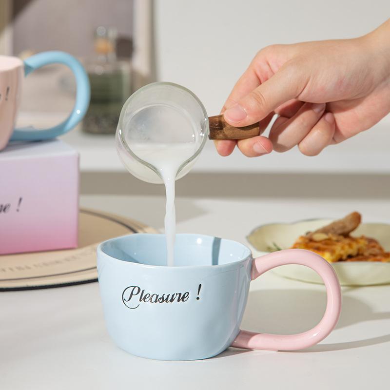 Tazza da Caffè in Ceramica con Senso di Design di Nicchia, Tazza da Bere dall'Aspetto Elevato, Tazza da Latte per la Casa con Manico Grande per Ragazza