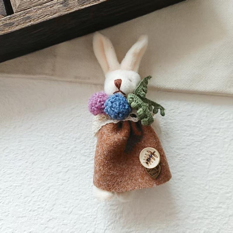 

New Cartoon Wool Flowers Rabbit Brooch Sweater Skirt Bag Accessories Cute Pin Corsage Perfect Match Single Product