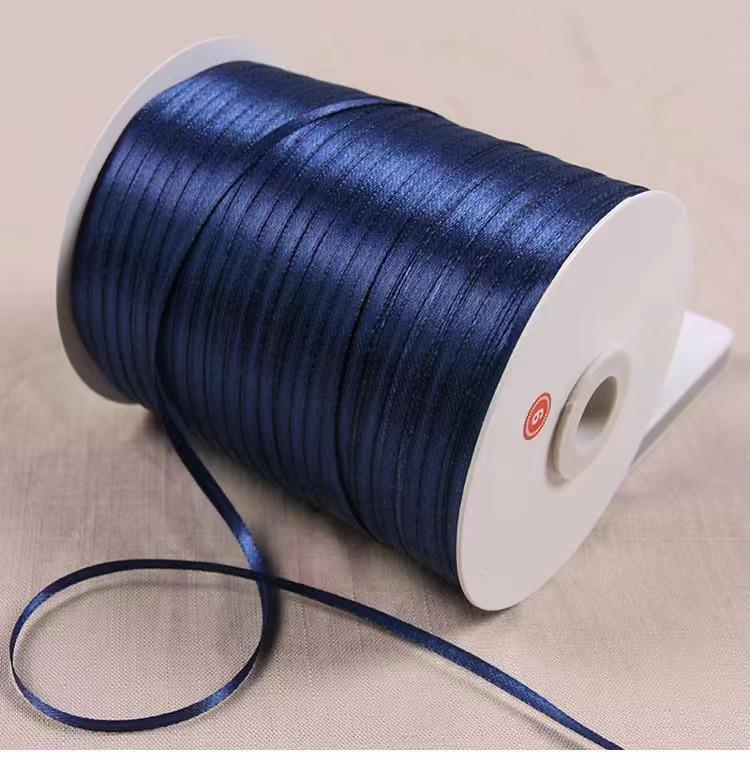 

Лента подарочная из шелкового полиэстера шириной 0,6 см - 530 метров в рулоне для упаковки подарков