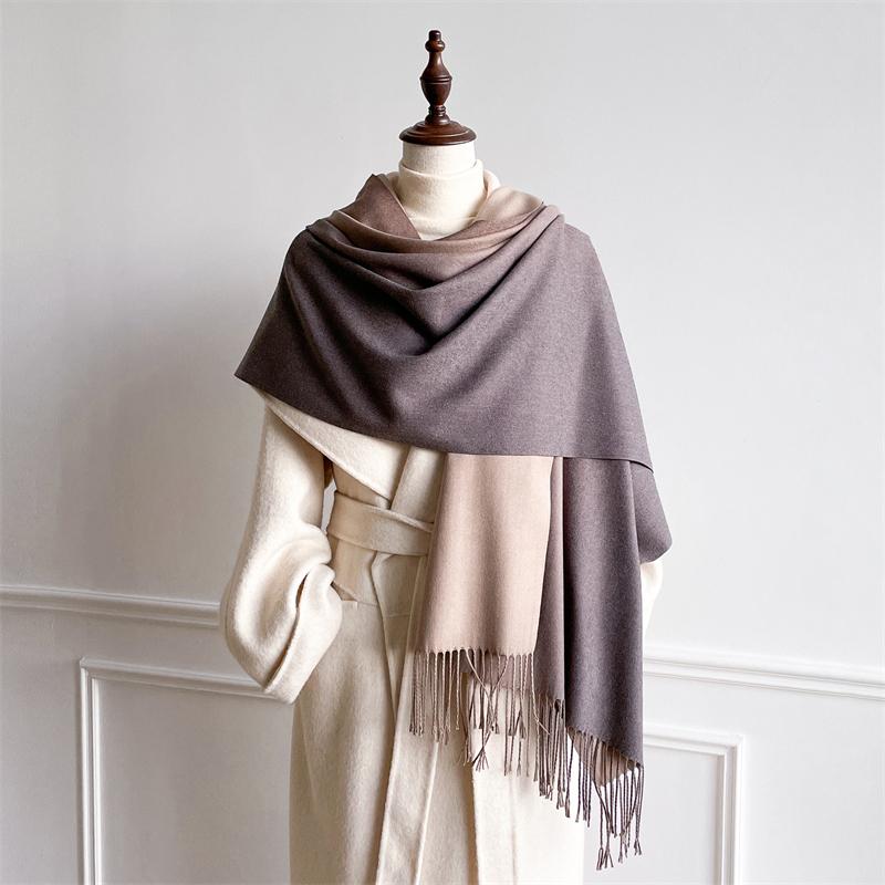 Luxury Winter Cashmere Scarf Women Gradient Handkerchief Warm Pashmina Female Shawl Wrap Soft Pareo Bufanda Winter Hijabs Stole