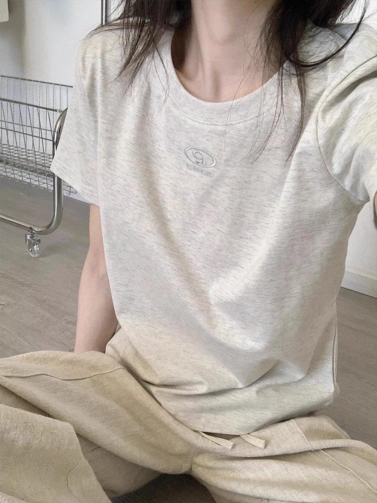 Women's American-Style Gray Embroidered Short-Sleeve T-Shirt, Summer 2025, Small Size, Loose Fit, Casual Straight-Shoulder Top