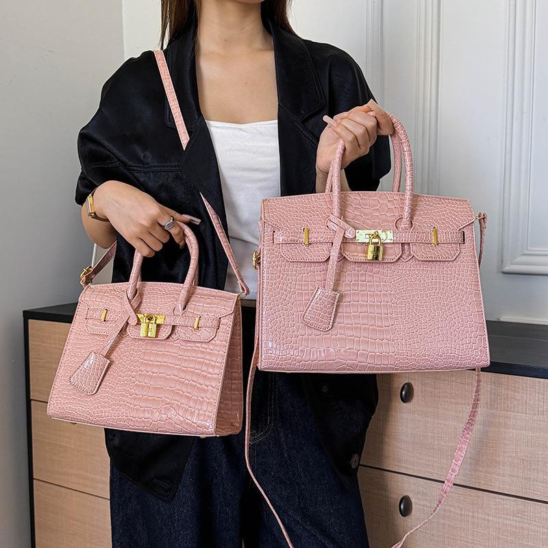 Bag women's new fashion women's bag feeling platinum bag commuting large capacity handbag versatile messenger bag