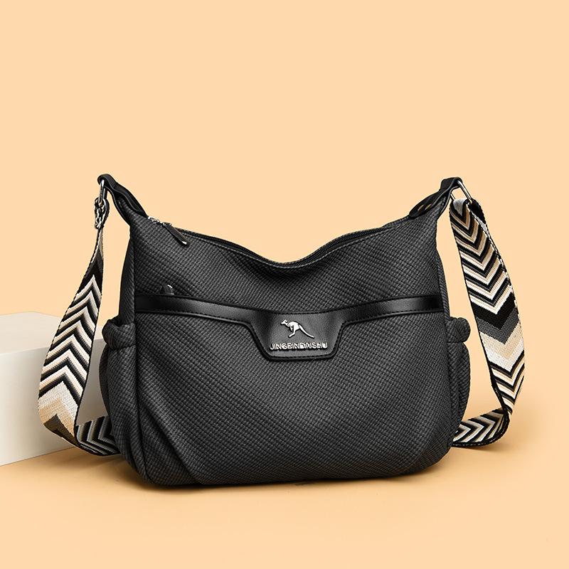 

Simple new trendy fashion shoulder bag large capacity mother messenger bag commuter small square bag чёрный