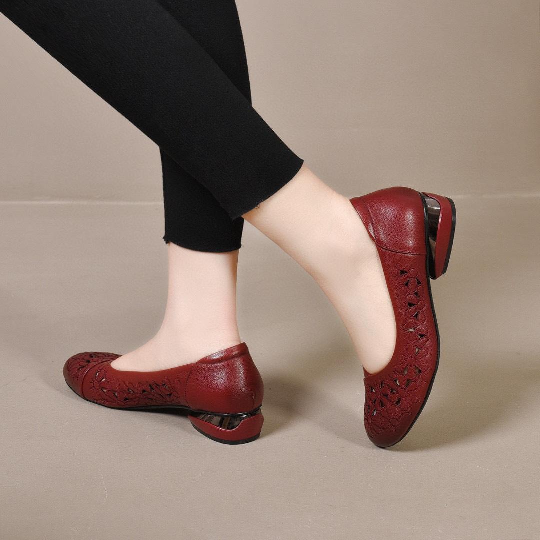 

Женские туфли с вышивкой на круглом носке, весенние и новые, из коровьей кожи первого слоя, с мелким вырезом, удобные, полые, на плоской подошве 40