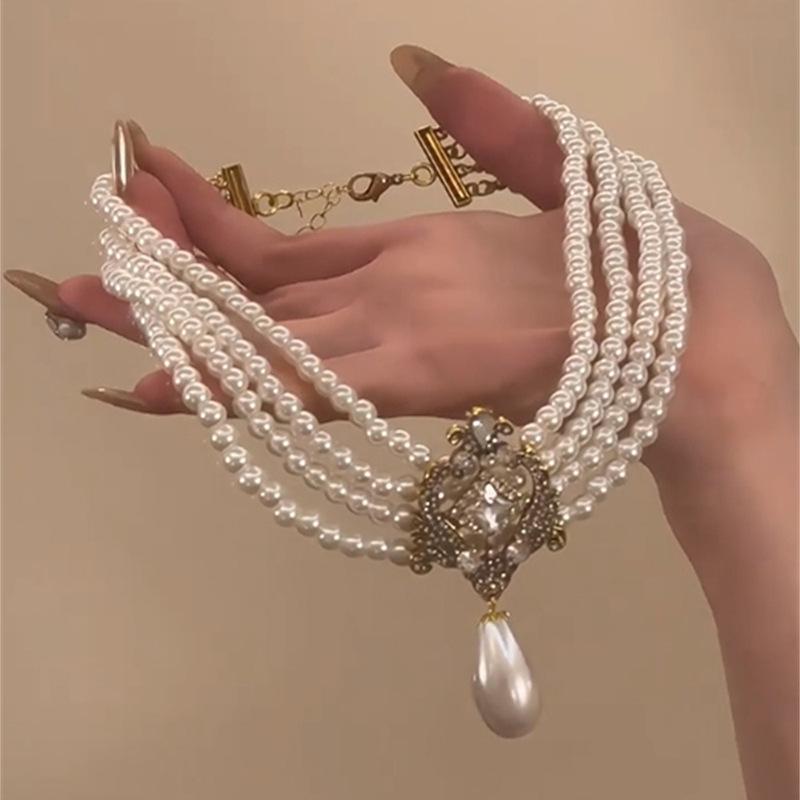 Diamond-encrusted Pearl Multi-layer Water Drop Pendant Necklace French Retro High-end Elegant Collarbone Chain Niche Fashion Jewelry