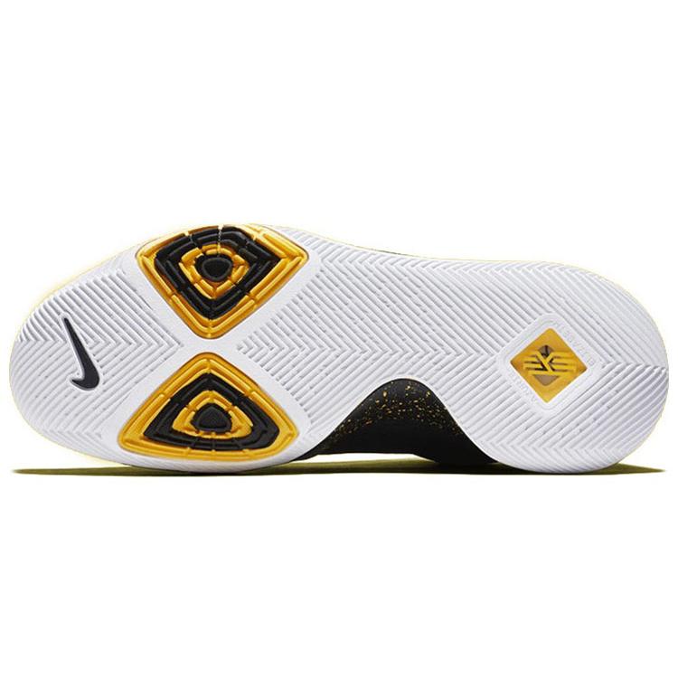 Nike Kyrie 3 Ep Mehrfarbig 852396-901