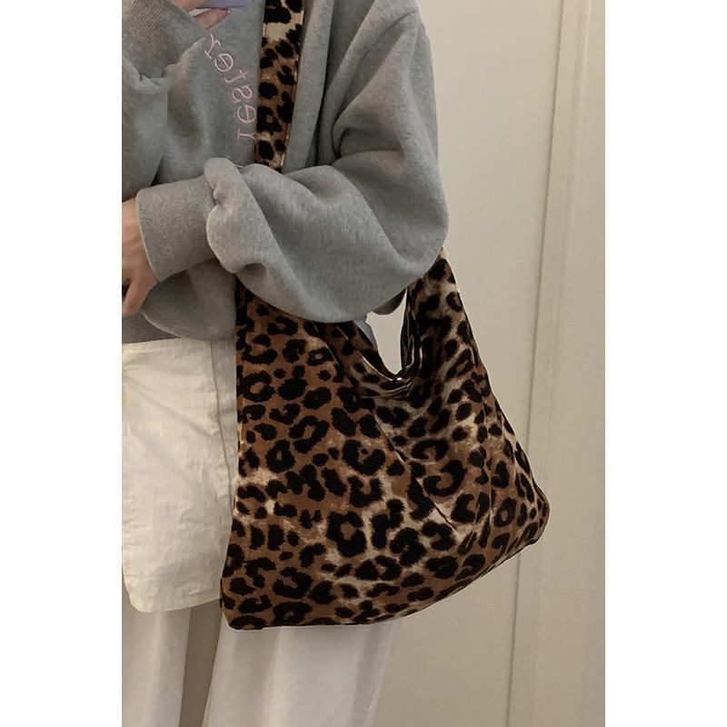 

Модный рюкзак большой вместимости, простая сумка, нишевая одноплечевая сумка кроссбоди