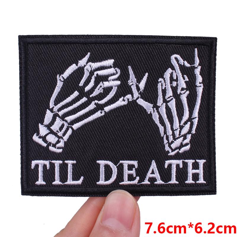 Horror Skull Patch Punk /Letter Embroidered Sew Patch Jackets Backpack Diy Iron On Patches For Clothing Ironing /Stickers 