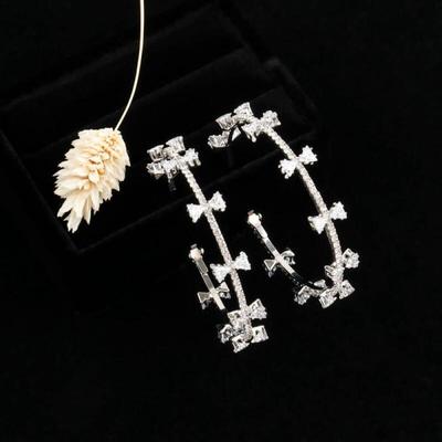 Damen Luxus Band Zirkonia Ein-Klick Ohrstecker