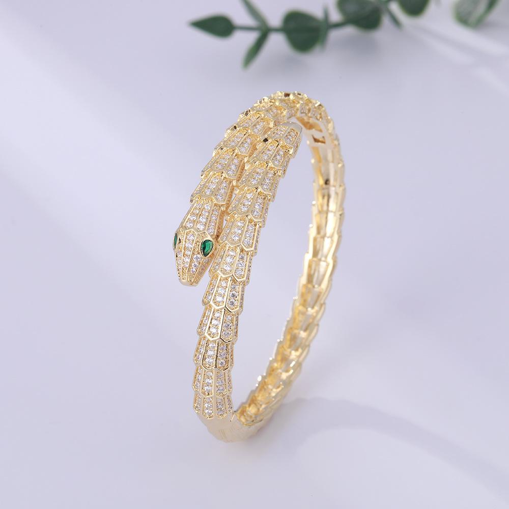 Domineering Snake Scale Snake Bracelet, European and American Green-eyed Snake Bracelet, Retro Fashion Punk Bracelet One Size(16-22CM)