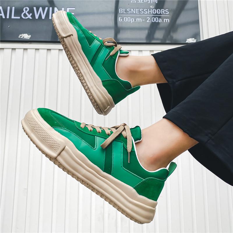 2024 New Four Seasons Versatile Men's Casual Board Shoes Fashionable, Versatile, Comfortable Lightweight Sports Shoes Size 39-44