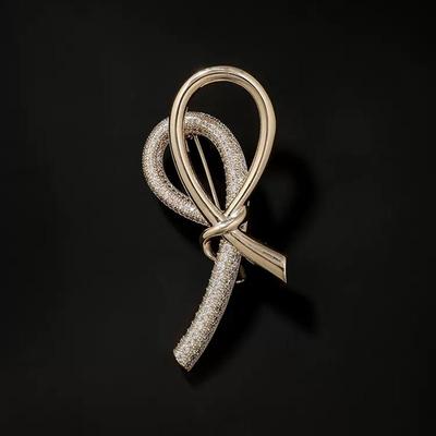 Classico, leggero, di lusso, fiocco, design femminile, senso di nicchia, moda, tendenza, personalizzato, abito, maglione, spilla, accessori