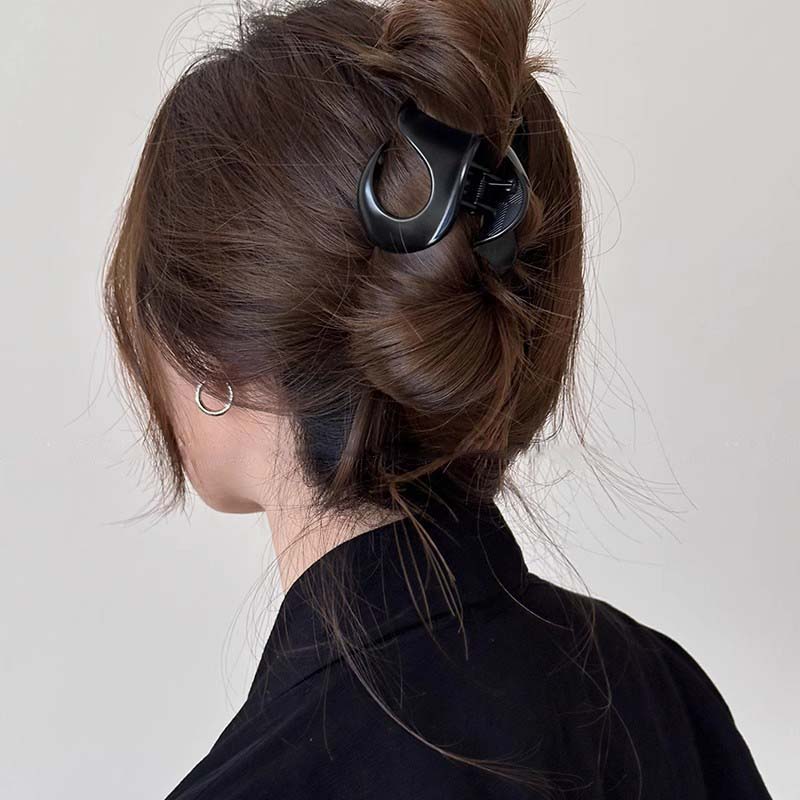 New Punk Geometric Metal Gold Silver Simple Hair Clip Claw for Women Trendy Large Crab Catches Clamp Korea Headwear Accessories