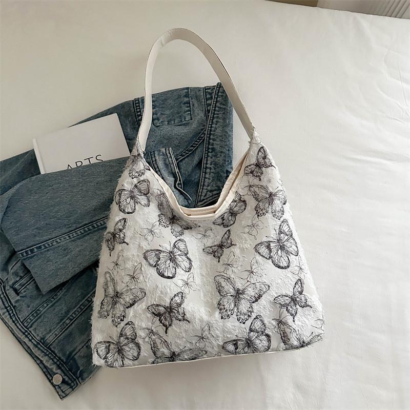 

Trendy Canvas Bucket Tote Bag For Daily Use With Beautiful Seam Details In Contemporary Style чёрный
