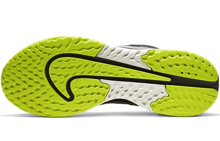 Nike Legend React 2 Shield Reflektierendes Silber Dunkelgrau BQ3382-002
