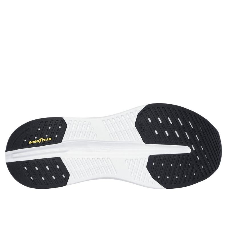 Skechers Max Cushioning Men Slip On Running Shoes White 220421-WBK
