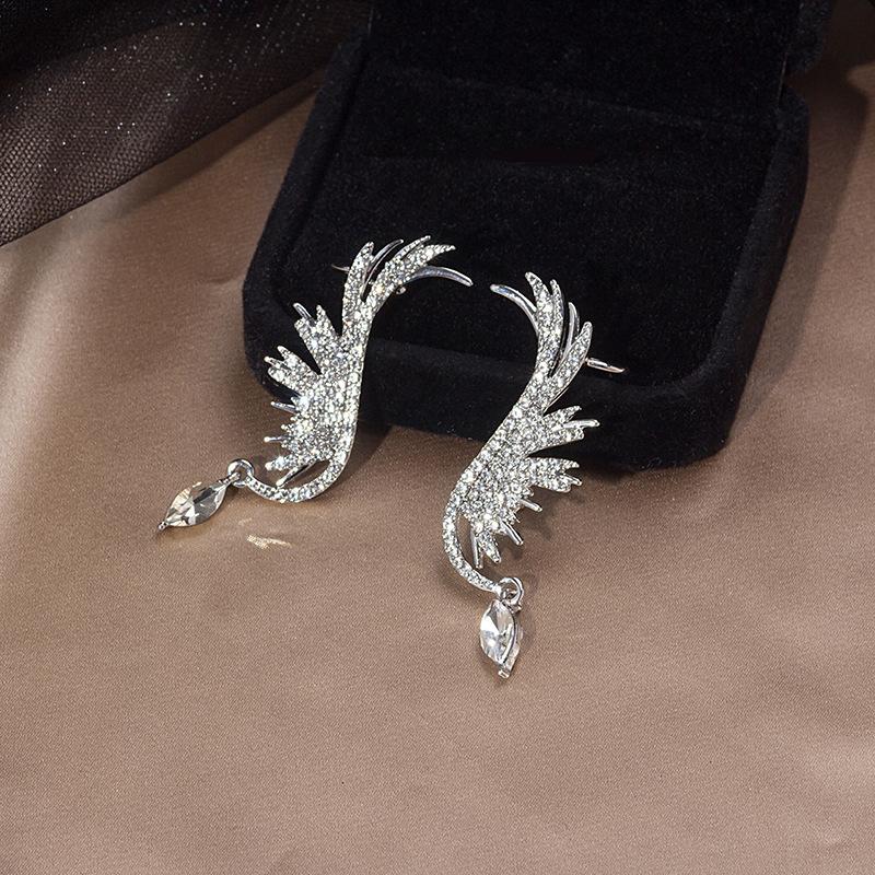 Exaggerated Super Flash Angel Wings Full Of Diamond Earrings, Hipster Personality Long Earbone Clip Earrings