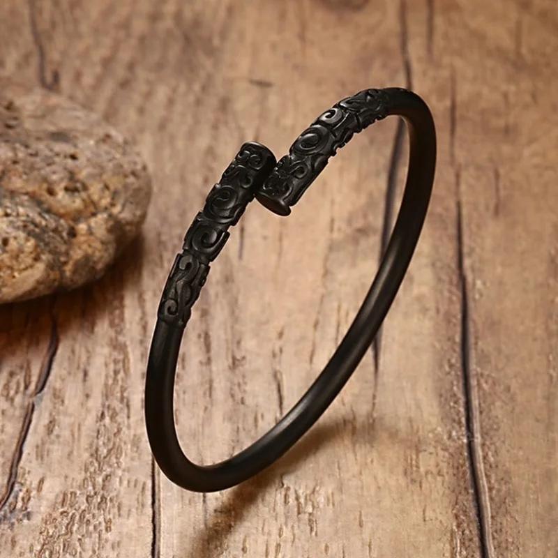 Fashionable and Creative Gold Hoop Bracelets for Men and Women, Personalized Trendy Domineering Adjustable Jewelry Accessories