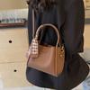 Vegetable Basket Handbag Bag Women's Soft Leather Bucket Bag Commuter Shoulder Messenger Bag