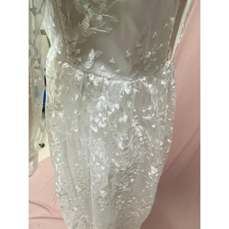Women White Floral Lace Long Sleeve Deep V Neck Backless Sheer Tulle A Line Summer Wedding Gown Elegant Bridal Evening Prom Formal Party Maxi Dress