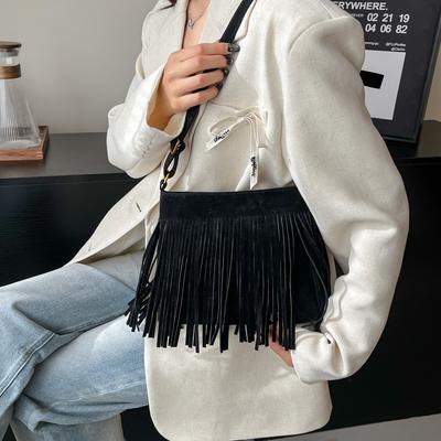 Autumn and Winter Retro Fringed Bag Women's New Casual Versatile Messenger Bag Suede Bucket Bag