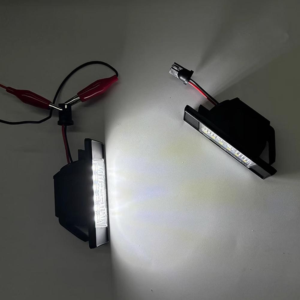 2pcs Car LED License Plate Light For Nissan Qashqai J11 Primera P12 Pathfinder R51 X-Trail T31 Juke F15 Micra Versa Infiniti Q50