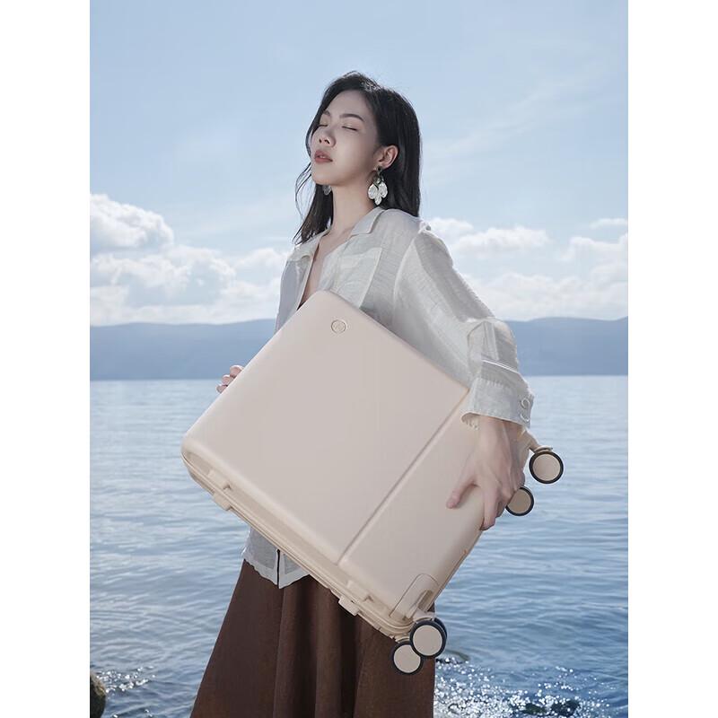 OIWAS Cloud Roll Hardshell Luggage 24 inches