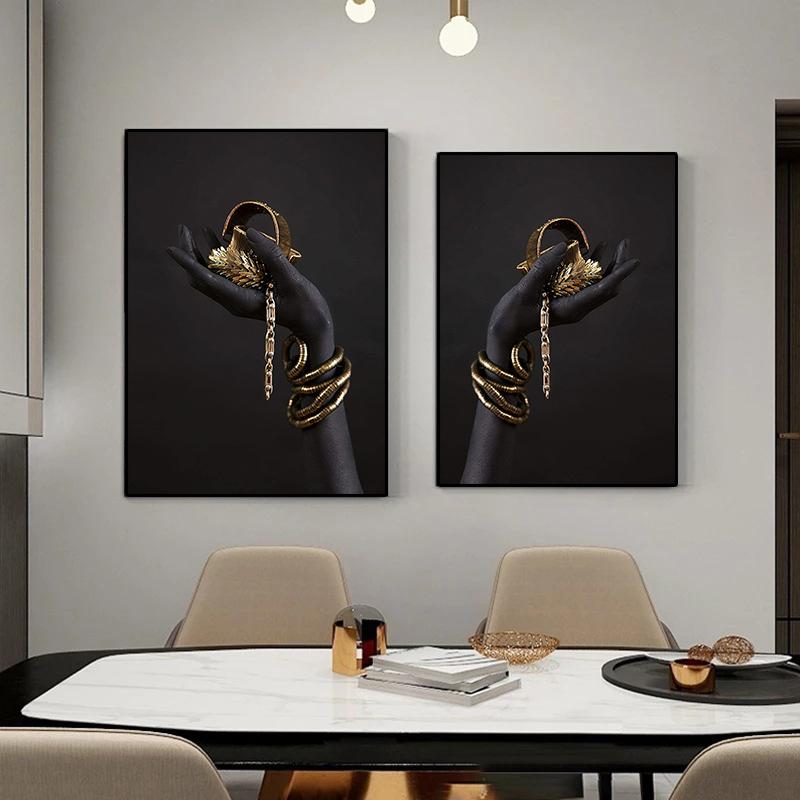 Afrikanische Frau Leinwand Wand Kunst Malerei Poster und Drucke schwarze Frau hält Gold Schmuck Bild für Wohnzimmer Home Decor
