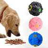 Hračka s kuličkovou pochoutkou Pískací interaktivní krmítko pro domácí mazlíčky Zásobník na žvýkací kuličky pro psy na broušení zubů