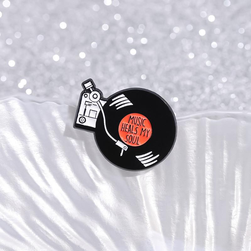 Vintage Colorful Vinyl Record Shaped Metal Brooch Creative Accessory For Clothing And Bags