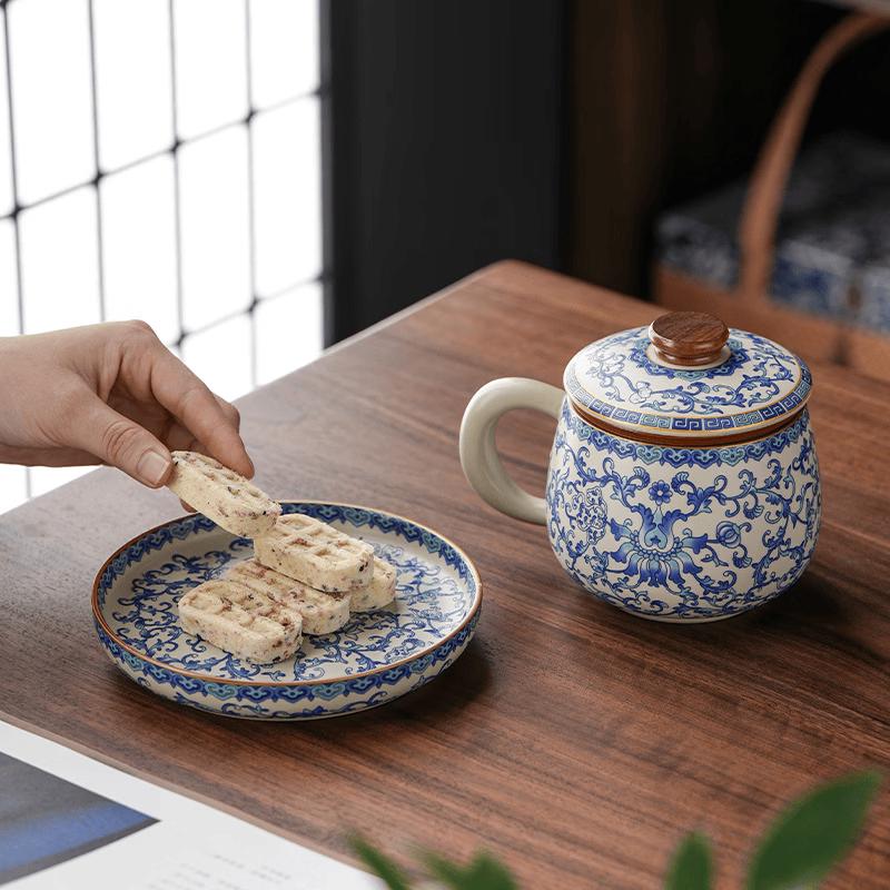 Chaxun Ru Ware Blue and White Floral Office Teacup Gift Set