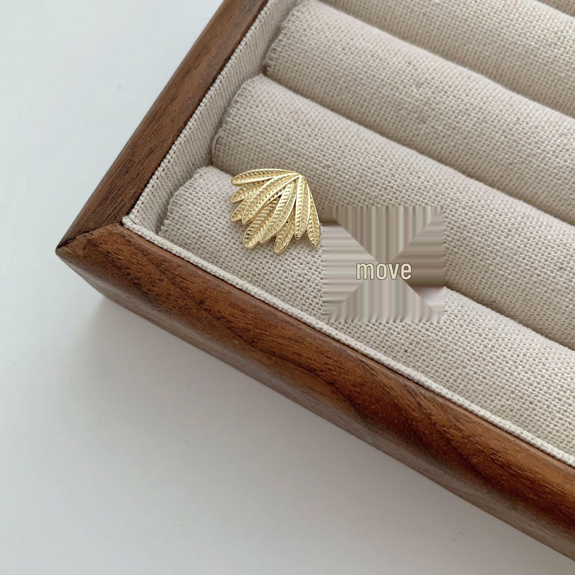Elegant 3D Leaf Wheat Ear Studs: Trendy & Versatile Earrings for Women