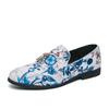 Men's shoes large size fashion fringed foot casual shoes men's Chinese style printed loafers small leather shoes men