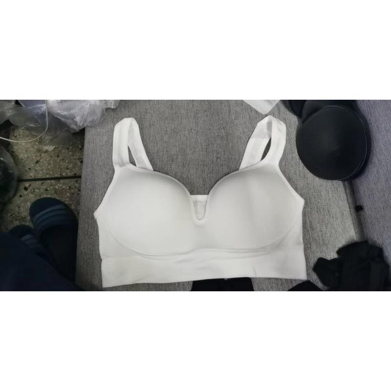 Women's Backless Sports Bra with Fixed Cup and Crossed Straps