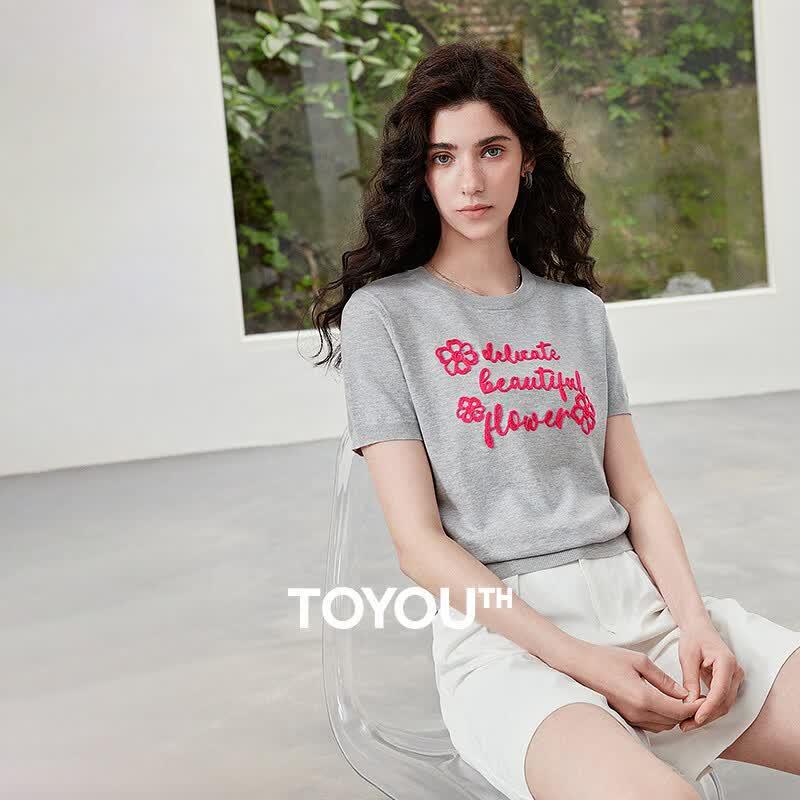 

Women s Floral Embroidered Ice Silk Knit Top XL