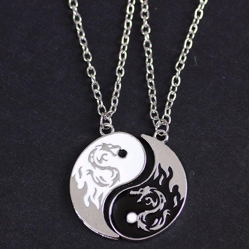 Couple Pendant Necklace Bagua Dragon Totem Splicing Necklace