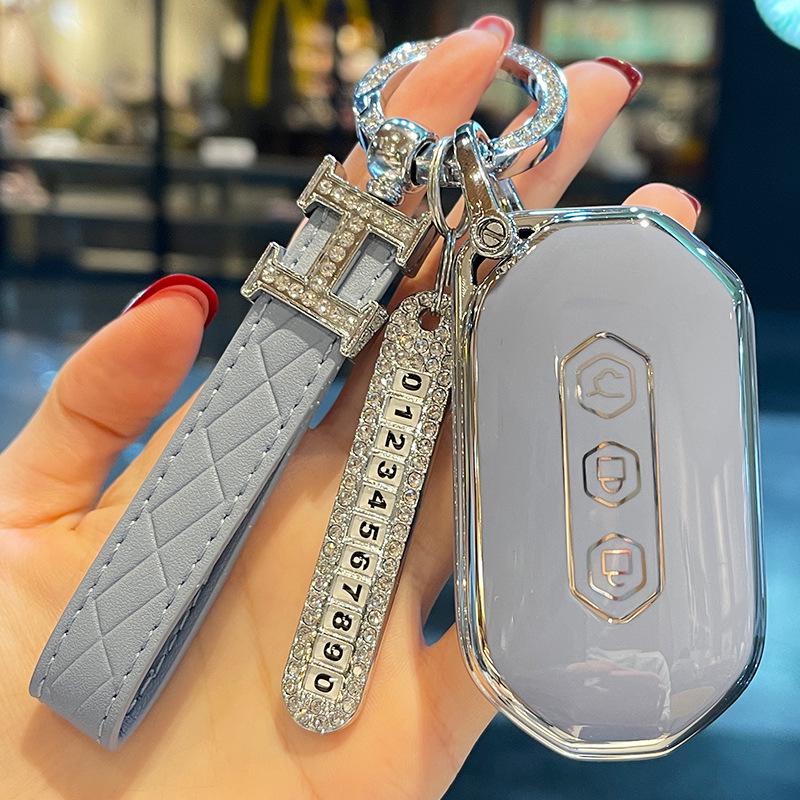 

Key Bag with Buckle for Wuling Capgemini 2020 Women s Model - High-Grade Smart Car Case