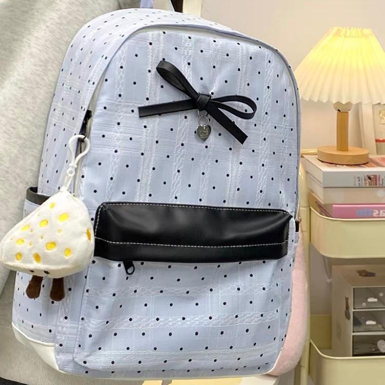 Schoolbag atmosphere Japanese schoolbag design college girl cute polka dot backpack junior high school new lace backpack women