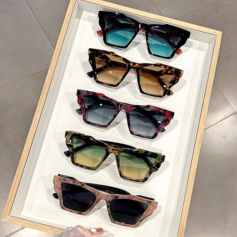 New Style Irregular Personalized Sunglasses for European American Dance Party Disco Fun Trendy Eyewear