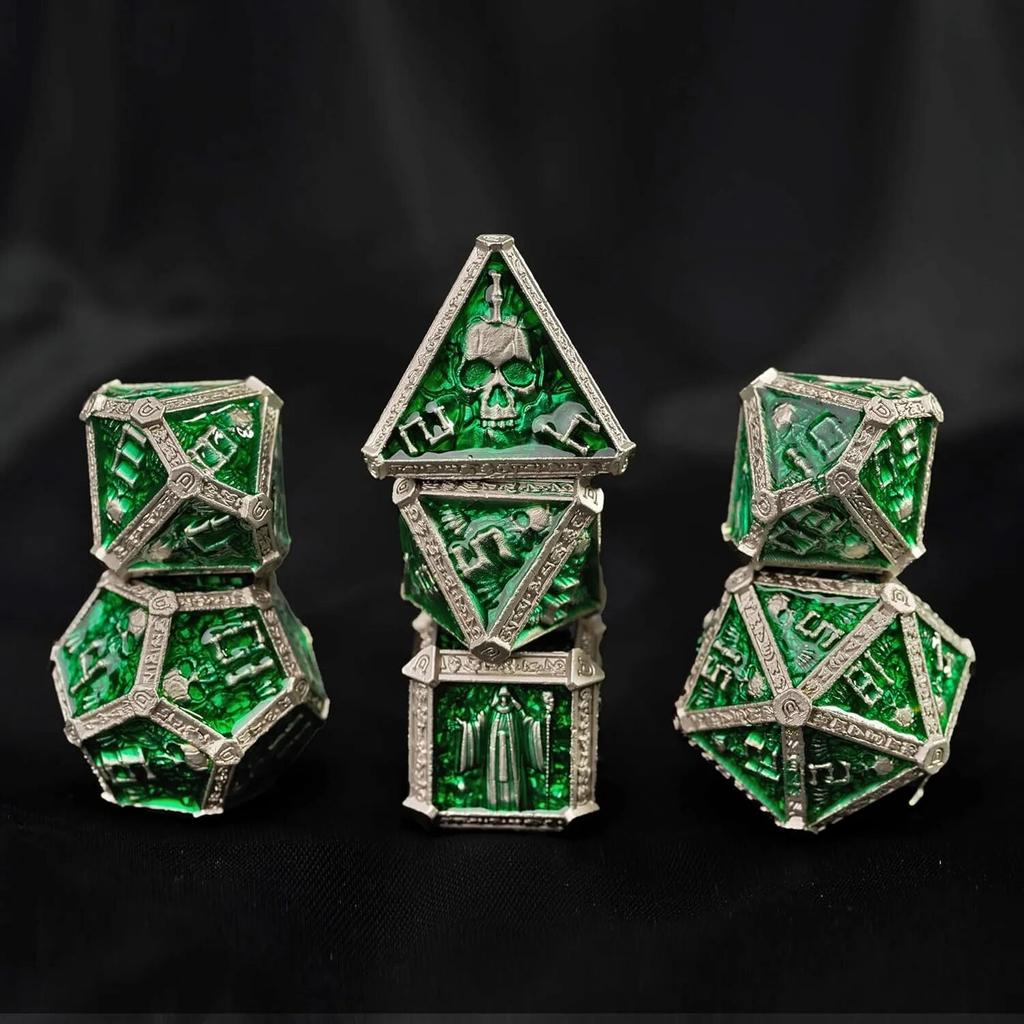 Undead Dice Set Skeleton Head Solid Metal for DND TRPG, Pathfinder, Tabletop Games, TRPG Wizard Evil D20 D12 D10 D8 D6 D4