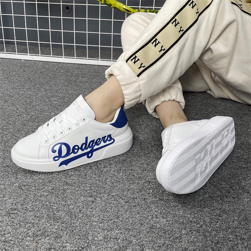 

Унисекс кеды MLB Classic EU 36.5 / UK 3