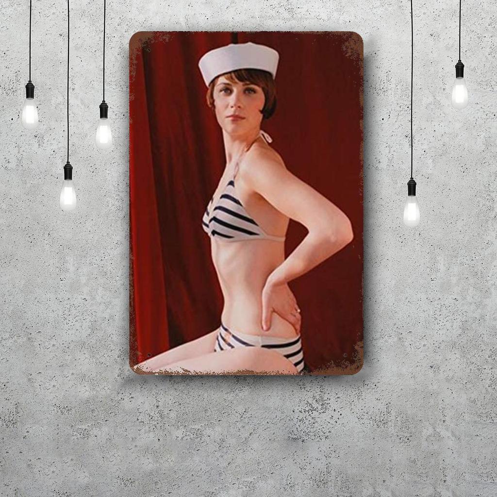 zooey deschanel actor Metal Signs wall decor Vintage Tin Signs Captain Metal Poster Decor for Bar Pub Club Wall Decoration