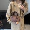 Portable retro bag women's 2025 autumn and winter new versatile large-capacity shoulder crossbody pillow bag