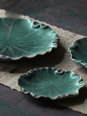 Prato de jantar Cerâmica Feito à Mão Especial-Formado Verde Esmalte de Porcelana de Alta Qualidade Criativo Folha de Lótus Retro Decoração de Mesa 10 Polegadas